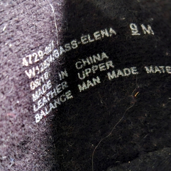 Bass Elena Womens Slip-on Leather Shoes, 9. Cutouts and Embroidery. - Picture 10 of 10